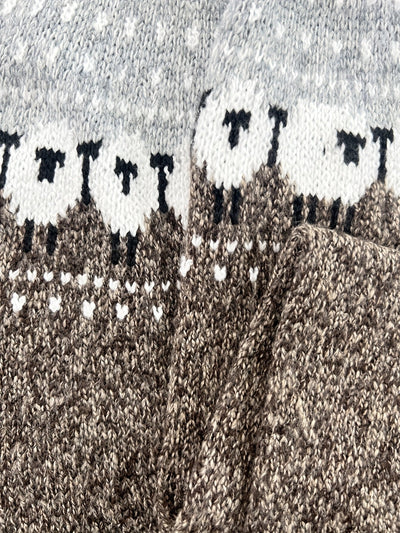 Johanna | Dames grofgebreide trui met schapen-jacquardmotief
