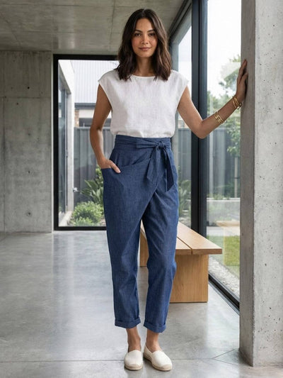 Nora | Dames cropped wikkelbroek met hoge taille, taps toelopende pijp en strikband