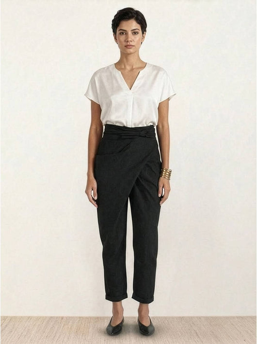 Nora | Dames cropped wikkelbroek met hoge taille, taps toelopende pijp en strikband