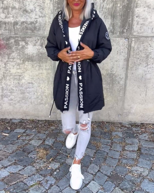 Johanna | Casual halflange dames jas met capuchon en tunnelkoord
