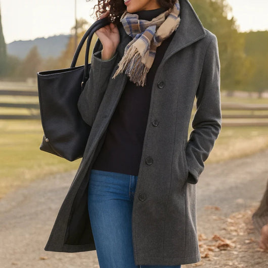 Charlotte | Klassieke elegante dames jas met knoopsluiting, halflang