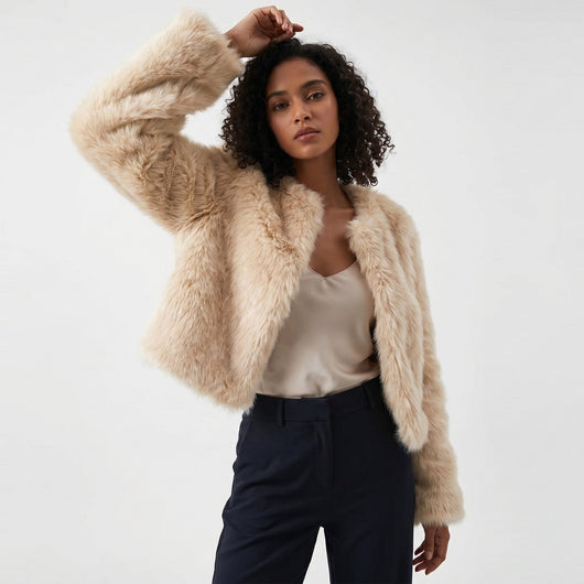 Lena | Kort dames vest van imitatiebont