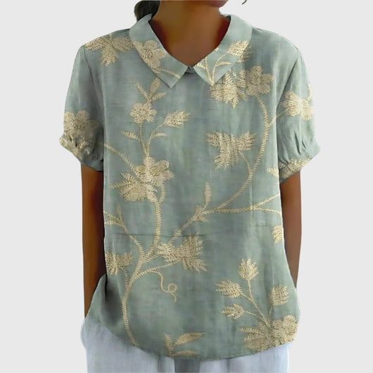 Katharina | Dames linnen blouse met korte mouwen, bloemenprint en bubikraag