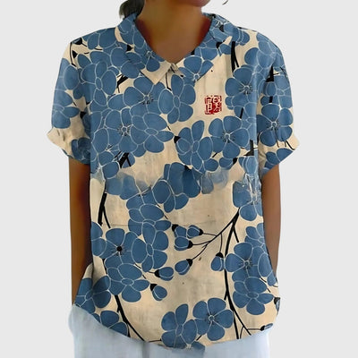 Katharina | Dames linnen blouse met korte mouwen, bloemenprint en bubikraag