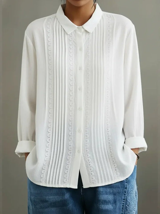 Charlotte | Dames blouse met lange mouwen, kanten bies en stolpplooien voor
