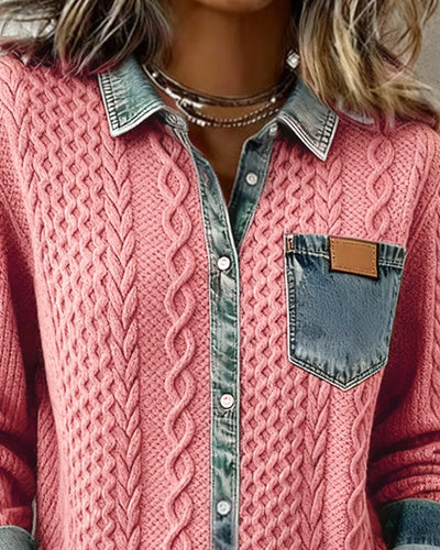 Sophie | Dames gebreide blouse met kabelpatroon, denim-patchwork en knoopsluiting