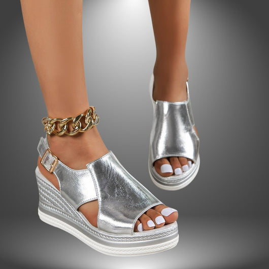Lena | Metallic dames sleehaksandalen met open plateau en gespsluiting