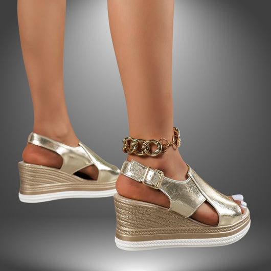 Lena | Metallic dames sleehaksandalen met open plateau en gespsluiting
