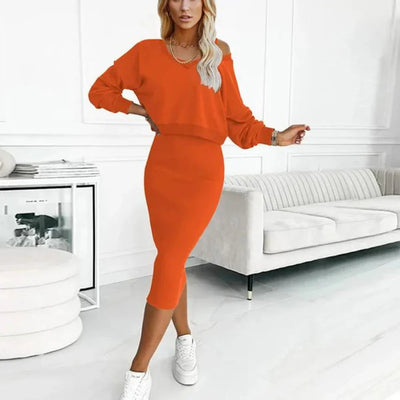 Nora | Tweedelige dames set met sweatertop en figuurvolgende midirok