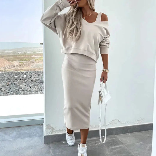 Nora | Tweedelige dames set met sweatertop en figuurvolgende midirok