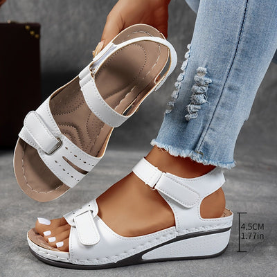 Elisabeth | Dames comfortsandalen met klittenband en sleehak