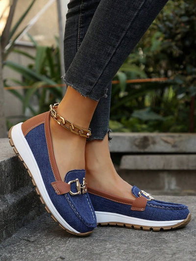 Leonie | Dames comfort loafers met antislipzool en gouden detail