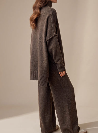 Sophie | Oversized dames gebreide loungeset met col en wijde broek