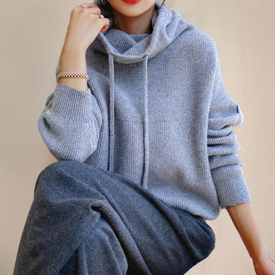 Elfriede | Oversized dames gebreide coltrui met capuchon en trekkoord