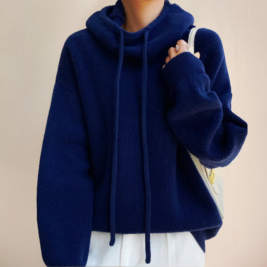 Elfriede | Oversized dames gebreide coltrui met capuchon en trekkoord