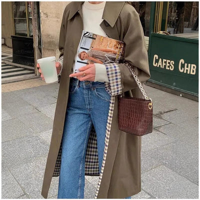 Marie | Lange oversized dames trenchcoat met geruite voering