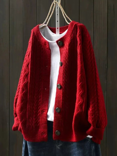 Johanna | Oversized dames gebreid vest met kabelpatroon en knoopsluiting