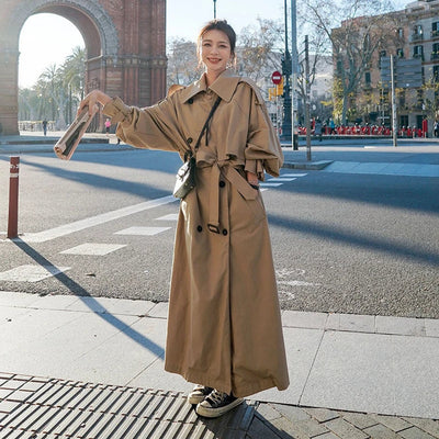 Emilia | Oversized lange dames trenchcoat met dubbele knoopsluiting en ceintuur