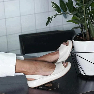 Elisabeth | Comfortabele platte dames zomersandalen met peeptoe en slingback