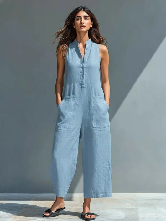 Annika | Mouwloze dames linnen jumpsuit met knoopsluiting en opstaande kraag