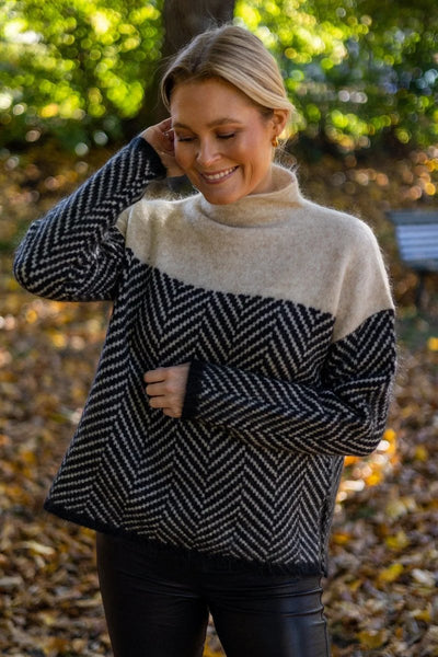 Greta | Oversized dames coltrui met visgraatmotief