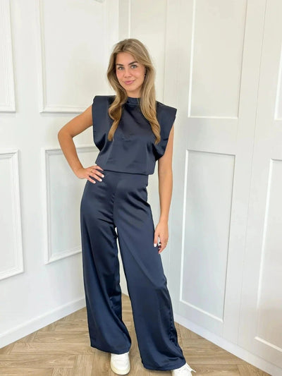 Clara | Elegante mouwloze dames satijnen jumpsuit met wijde pijpen