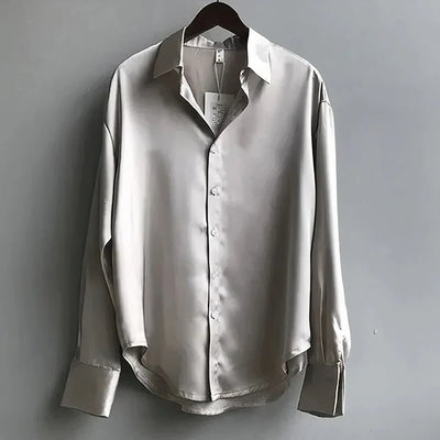 Mia | Dames satijnen blouse met lange mouwen en knoopsluiting