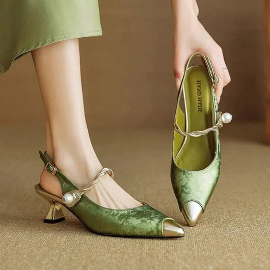 Amelie | Dames slingback pumps met kitten heel, jacquard en parelbandje