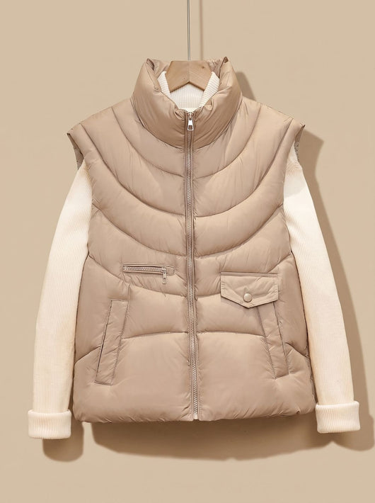 Greta | Gewatteerde dames bodywarmer met opstaande kraag en multifunctionele zakken