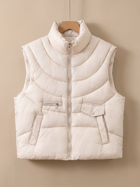 Greta | Gewatteerde dames bodywarmer met opstaande kraag en multifunctionele zakken