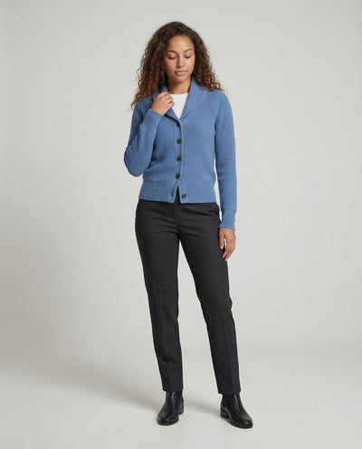 Frieda | Dames gebreid vest met reverskraag en knoopsluiting