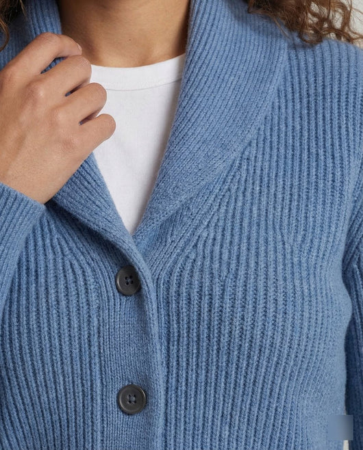 Frieda | Dames gebreid vest met reverskraag en knoopsluiting