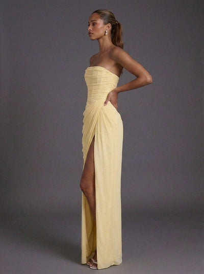 Annika | Strapless dames maxijurk met korsetlijfje en drapering voor bruiloftsgasten