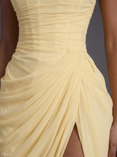 Annika | Strapless dames maxijurk met korsetlijfje en drapering voor bruiloftsgasten