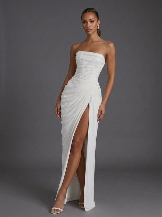 Annika | Strapless dames maxijurk met korsetlijfje en drapering voor bruiloftsgasten