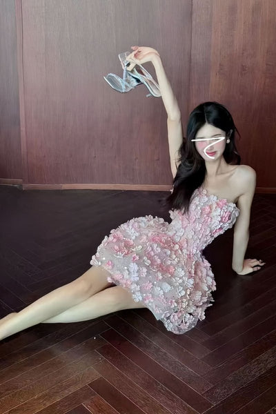 Frieda | Strapless dames cocktailjurk met 3D-bloemen en ballonrok