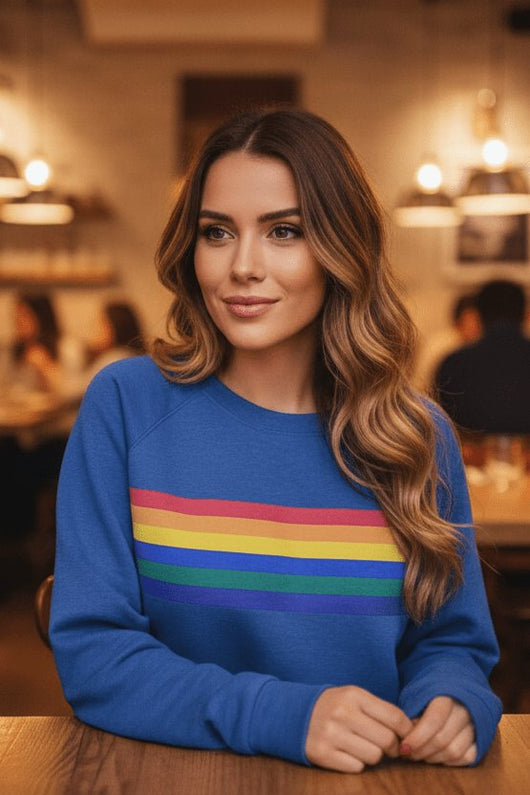 Clara | Dames vintage sweater met regenboogstrepen en lange mouwen