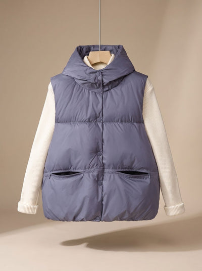 Leonie | Gewatteerde dames bodywarmer met capuchon, drukknopen en opstaande kraag