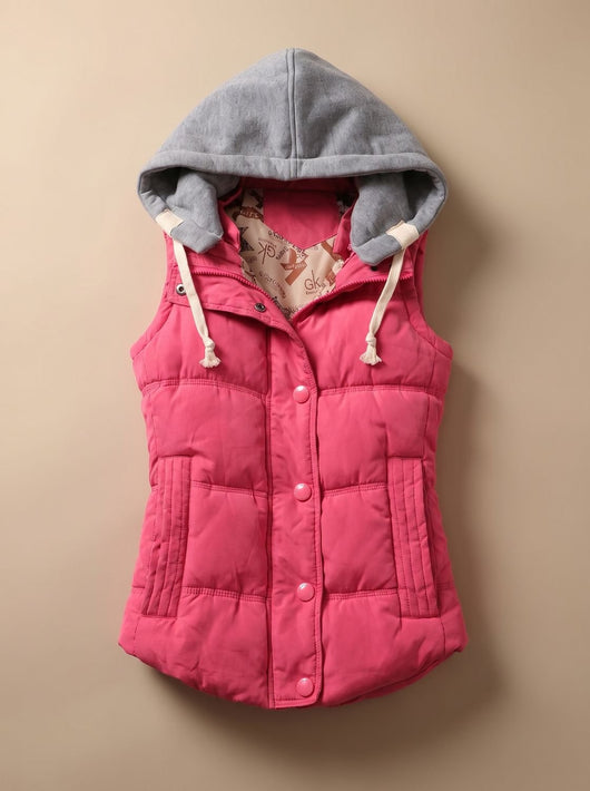 Charlotte | Gewatteerde dames bodywarmer met contrastcapuchon en drukknopen
