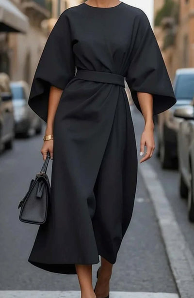 Greta | Elegante getailleerde midi-jurk met lampionmouwen en ceintuur