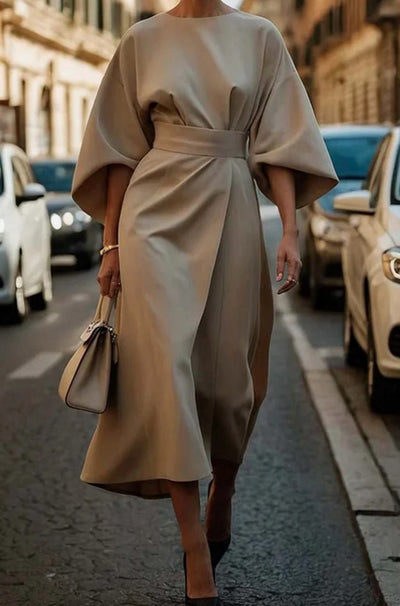 Greta | Elegante getailleerde midi-jurk met lampionmouwen en ceintuur