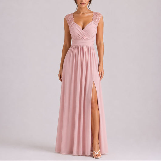 Amelie | Elegante dames maxijurk met kant en split voor bruiloftsgasten