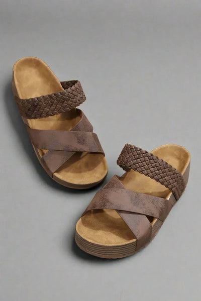 Julia | Gevlochten dames sleehaksandalen met gekruiste bandjes