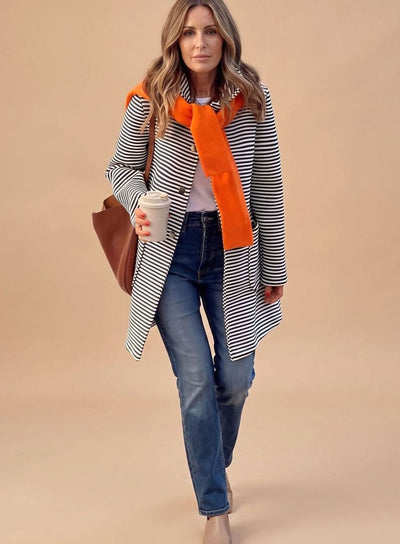 Johanna | Gestreepte dames trenchcoat met lange mouwen en sjaal