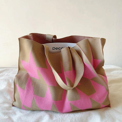 Nora | Dames canvas shopper met grafisch dessin in beige en roze