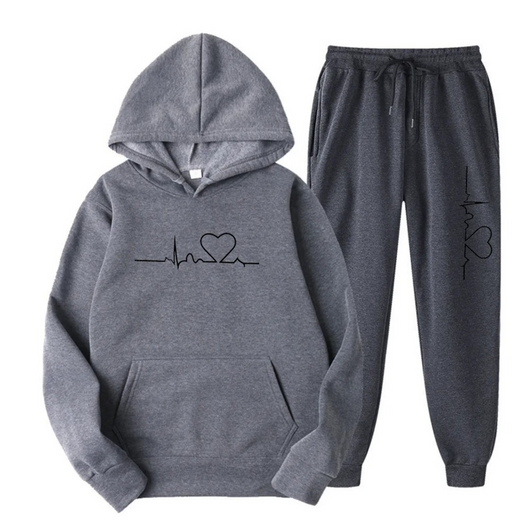 Edith | Dames set met hoodie en joggingbroek met hartslagmotief