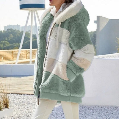 Franziska | Dames winterjas met colorblock-dessin en capuchon