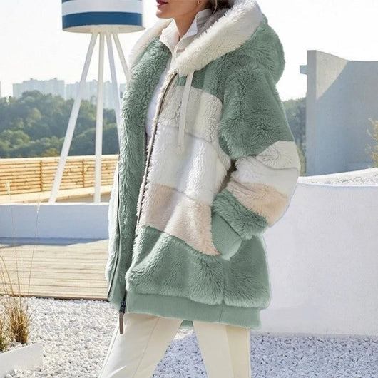 Franziska | Dames winterjas met colorblock-dessin en capuchon