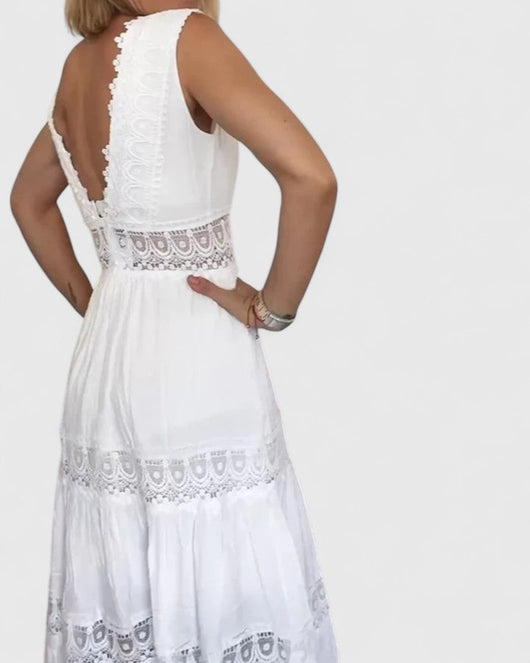 Emilia | Mouwloze dames midijurk met V-hals en kant