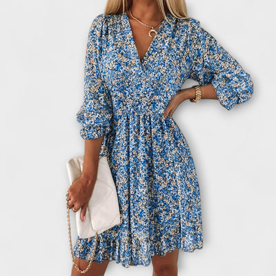 Elara | Bloemen minijurk met smokdetails – casual jurk